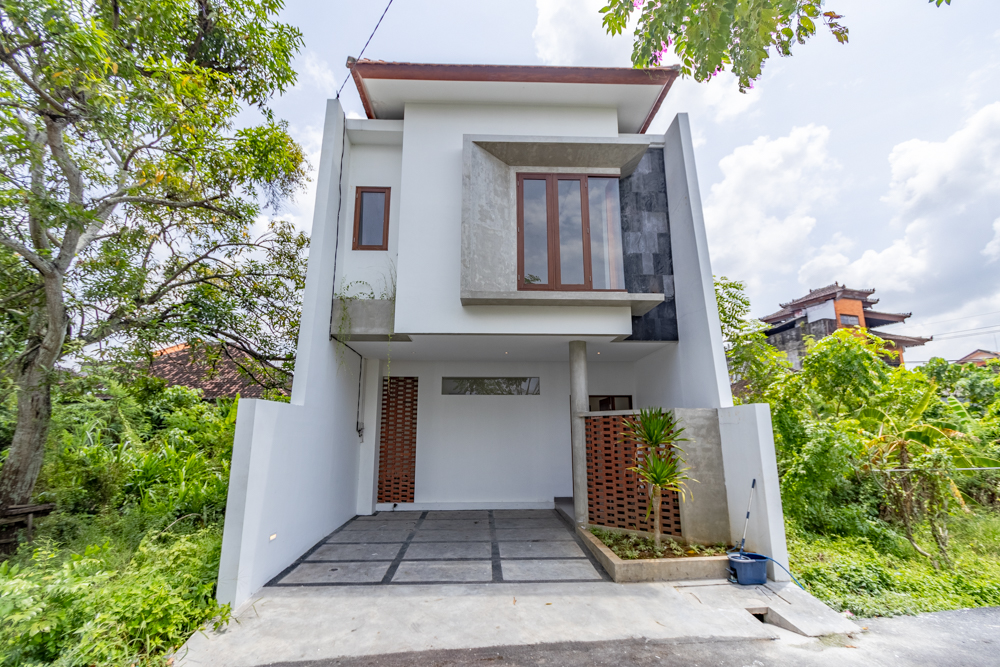 House thumbnail 1