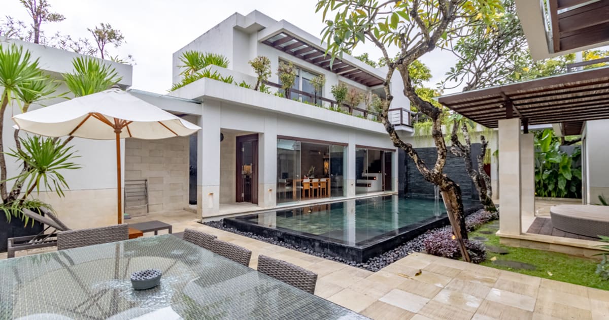 Freehold Villa Contemporary Beachside 3br Villa In Kuta in Kuta