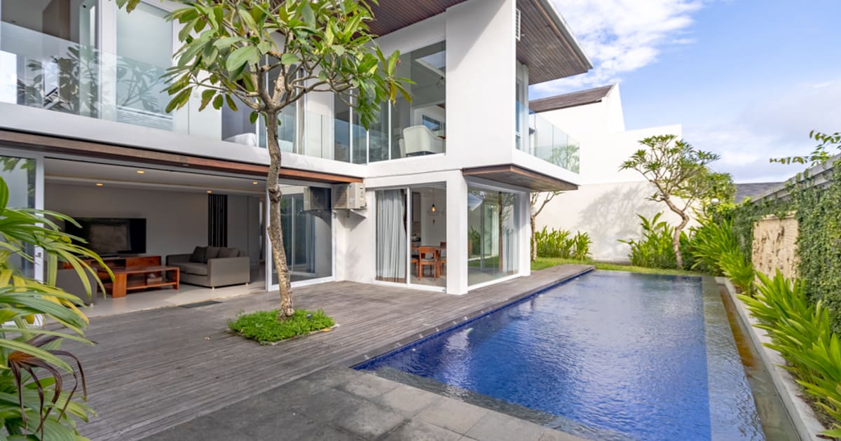 Freehold Villa Contemporer 6br Villa In Ungasan in Ungasan