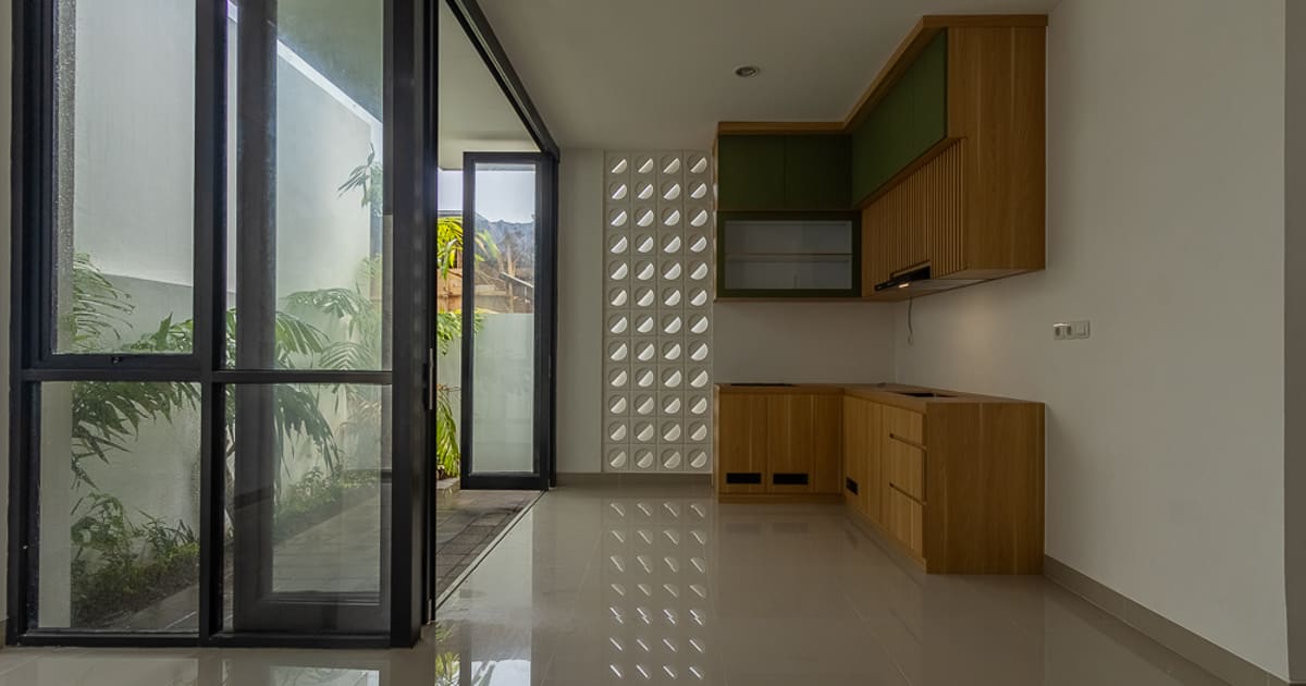 Freehold Property Contemporer House In Gatsu  in Denpasar Timur