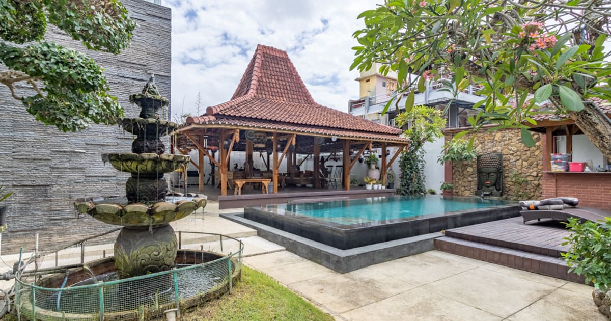 Freehold Property Modern 4br House With Joglo In Sanur in Sanur Residential