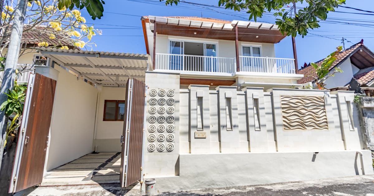 Freehold Property Modern 3br House In Jimbaran in Jimbaran