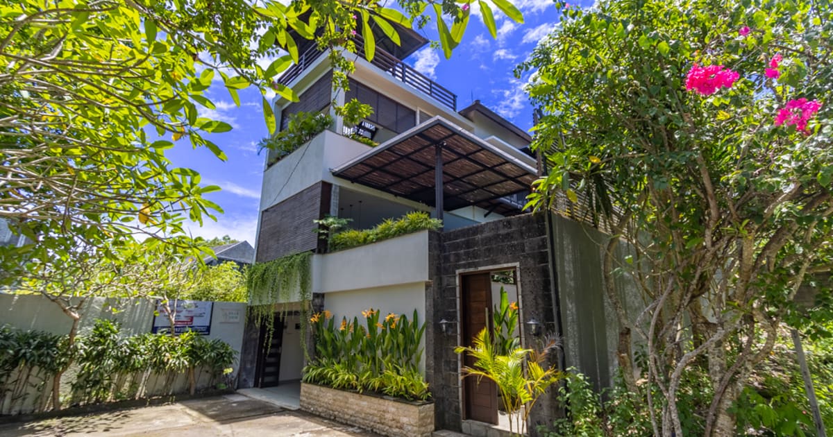 Freehold Property Semi Villa House In Nusa Dua in Nusa Dua