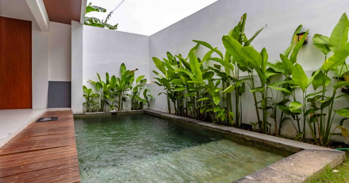 Freehold Property Modern Tropical 3 Br Villa In Tumbak Bayuh in Canggu