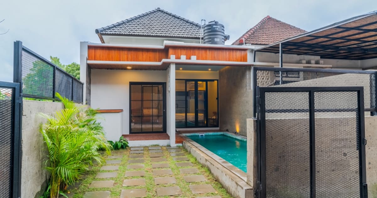 Freehold Villa Cozy Modern Semi Villa House In Padonan in Padonan