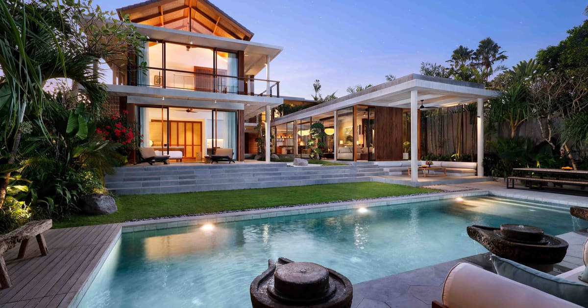 Freehold Villa Luxurious Japanese Modern Contemporary Villa In Pererenan in Canggu