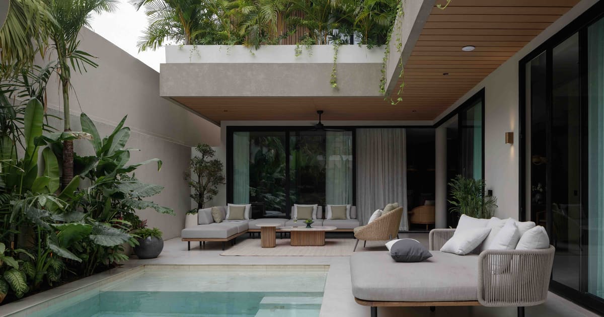 Freehold Villa Luxurious Contemporary Riverside Villa At Pererenan in Canggu