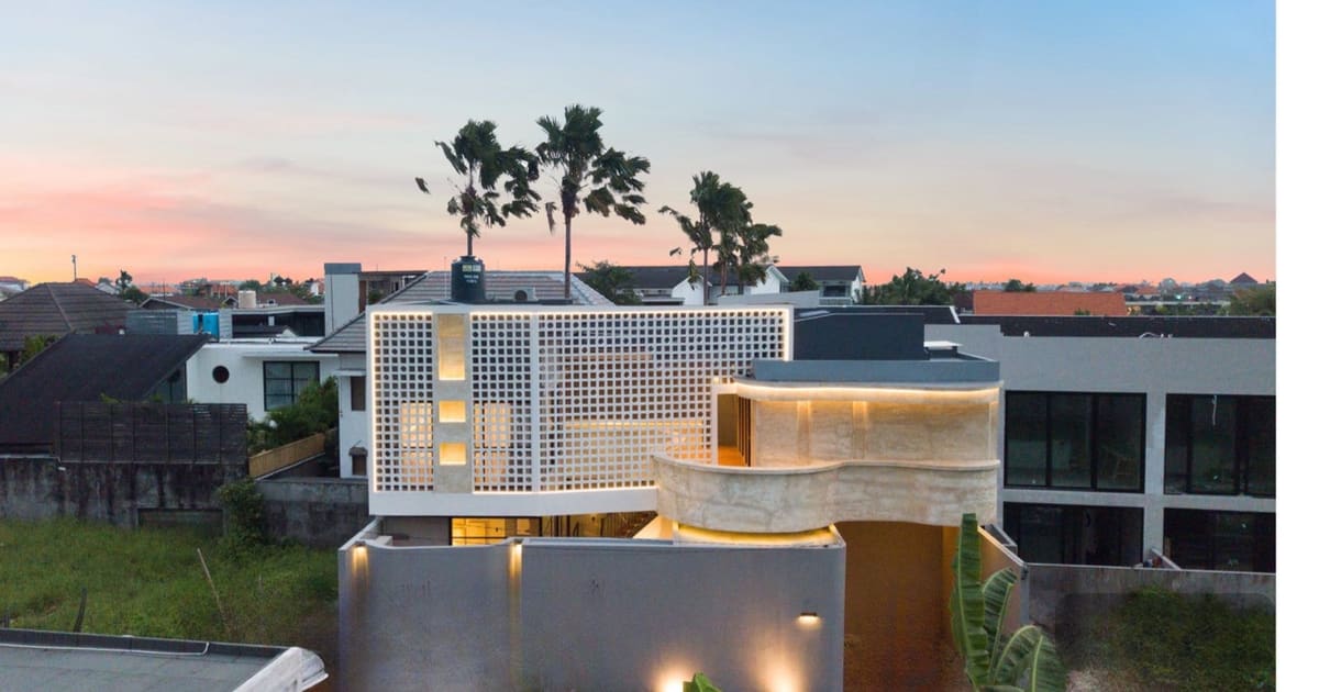 Freehold Villa Beautiful Modern Tropical Contemporary Villa In Canggu in Canggu