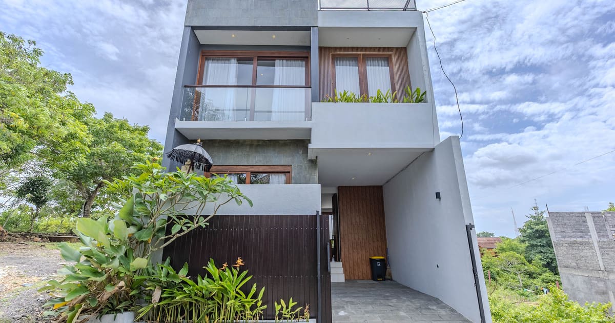 Freehold Property Elevated Modern Villa With Panoramic Gwk View In Nusa Dua in Nusa Dua
