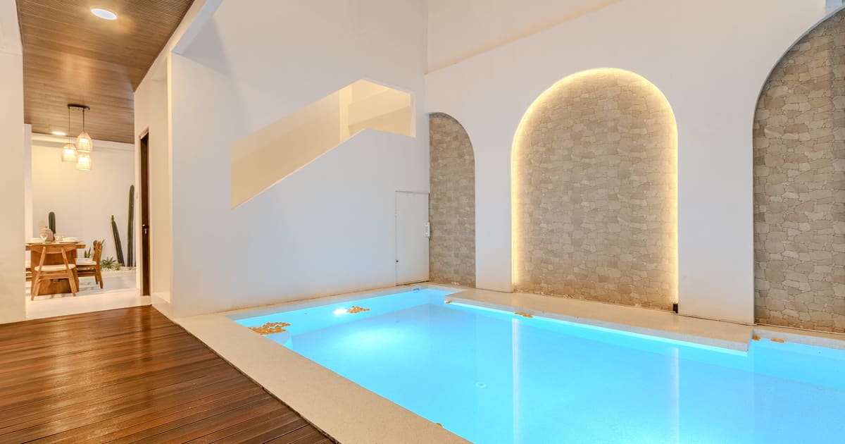 Freehold Villa Modern Tropical 2-Bedroom Villa With Rooftop & Private Pool At Bingin in Bingin 