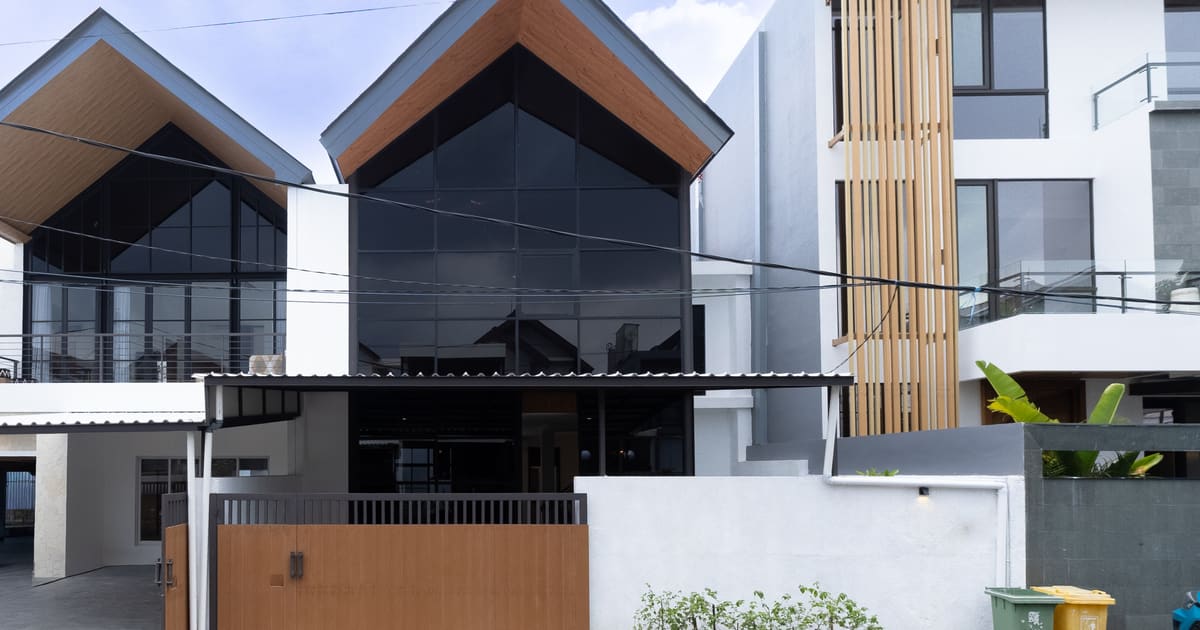 Vila Hak Milik Vila Modern Eksklusif Di Seminyak – 4 Kamar Tidur Dengan Rooftop & Kolam Renang Pribadi in Seminyak