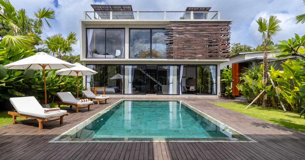 Vila Hak Milik Villa Modern Eksklusif Di Jimbaran Dengan Rooftop & Entertainment Space in Jimbaran