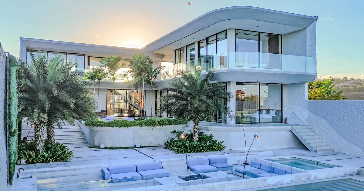 Vila Hak Milik Villa Mewah Modern View Laut 4kt Di Uluwatu in Uluwatu