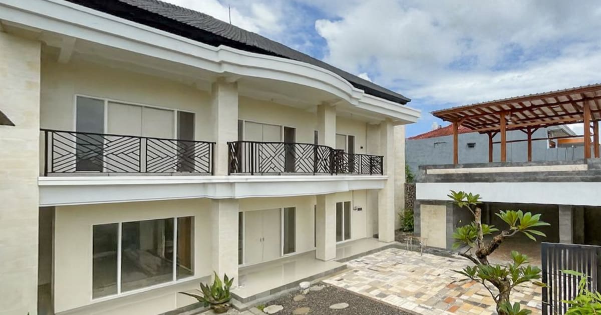 Freehold Property Modern Semi Villa House In Denpasar in Denpasar Selatan