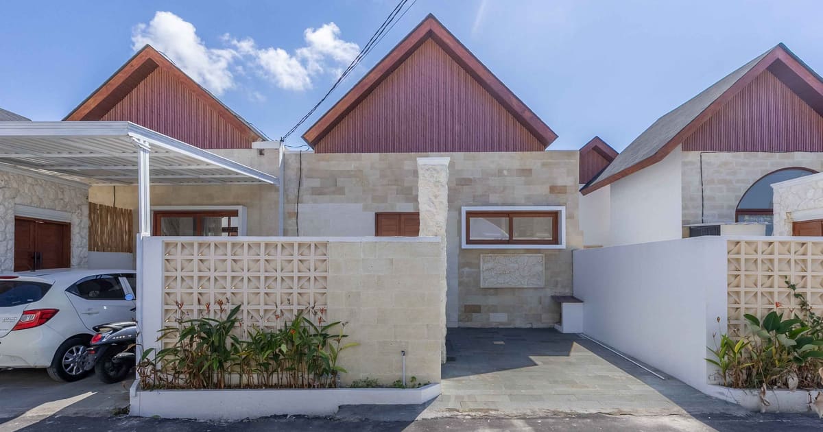 Freehold Villa Modern Tropical 2-Bedroom Villa With Private Pool In Nusa Dua in Nusa Dua