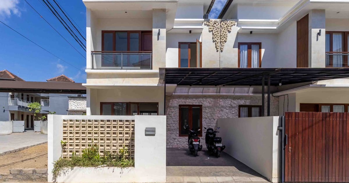 Freehold Property Modern 3-Bedroom House In Jimbaran With One Gate System in Jimbaran