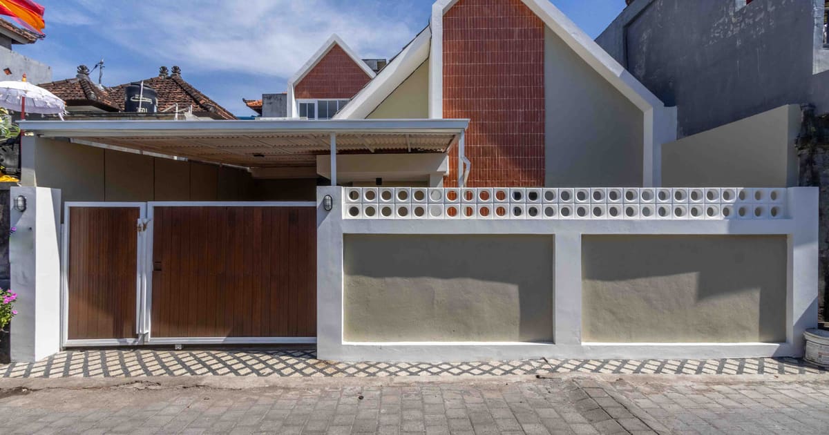 Freehold Property Stylish 4 Br Home In Pemogan in Denpasar Selatan