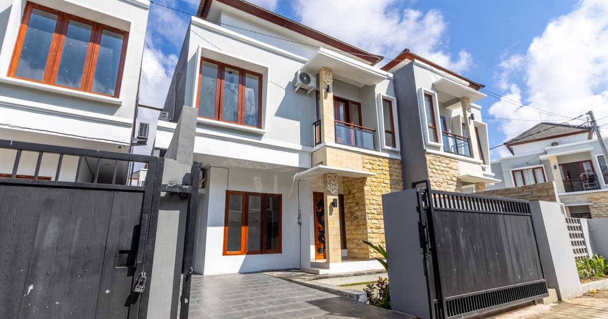 Properti Hak Milik Rumah Modern Minimalis 3 Kamar Tidur Di Nusa Dua | Shm | Semi Furnished | Bangunan Baru Tahun 2025 in Nusa Dua