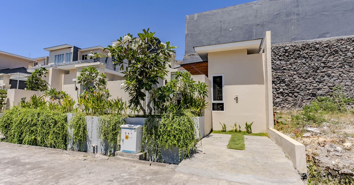 Freehold Property Modern 2br Villa In Kampial, Nusa Dua in Nusa Dua