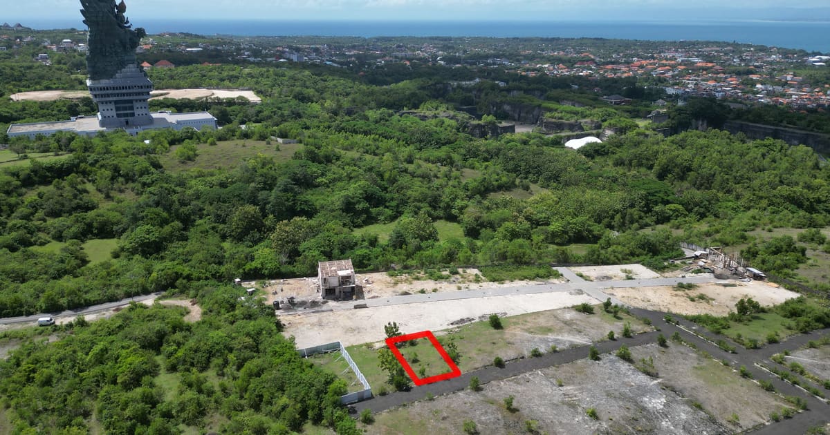 Freehold Land Freehold Land 2.35 Are In Jimbaran With Gwk, Ocean & Airport Views in Ungasan