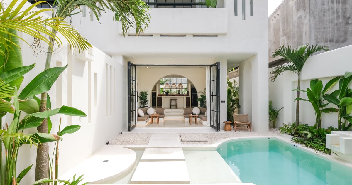 Freehold Villa Modern Mediterranean 1 Br Villa In Pererenan in Canggu