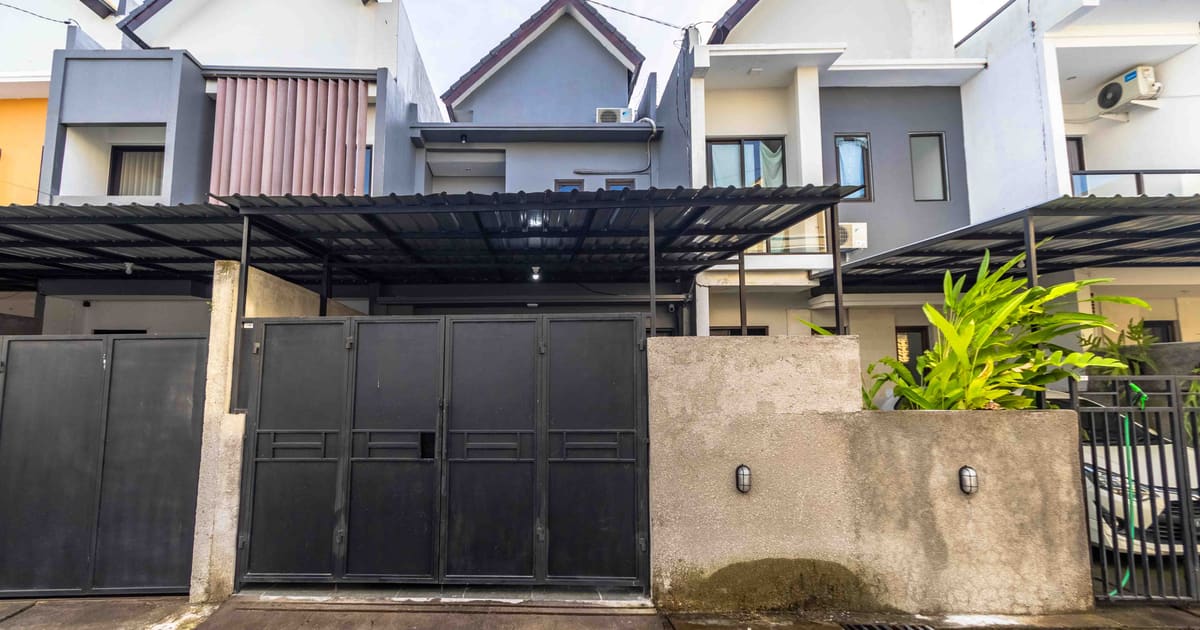 Freehold Property Modern Minimalist 2 Br House In West Denpasar in Denpasar Barat