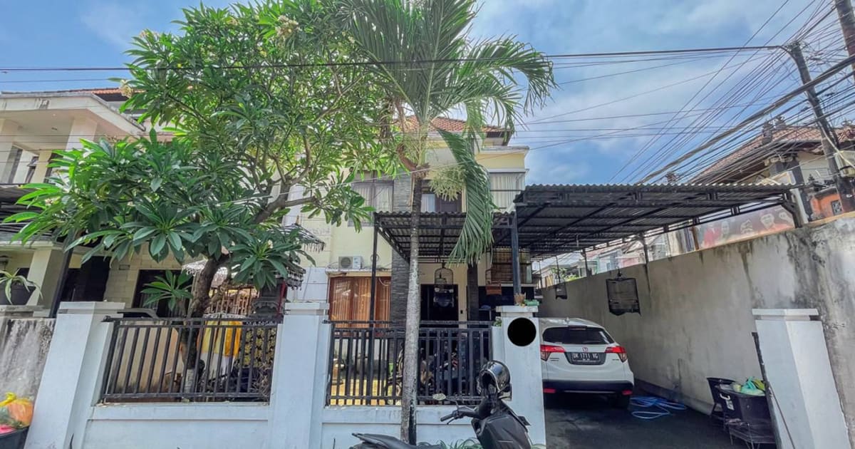 Freehold Property 4br House In A Gated Complex In Gatsu in Denpasar Utara