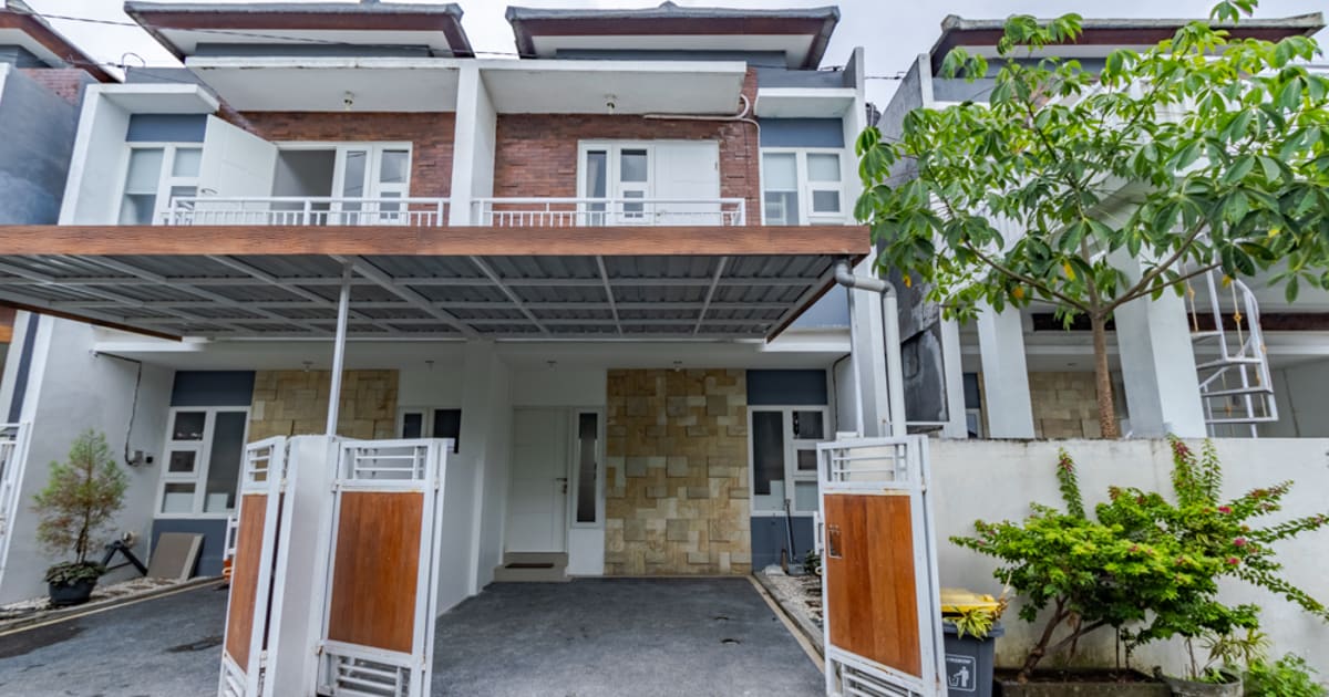 Freehold Property Modern 2br House In Sesetan in Denpasar Selatan